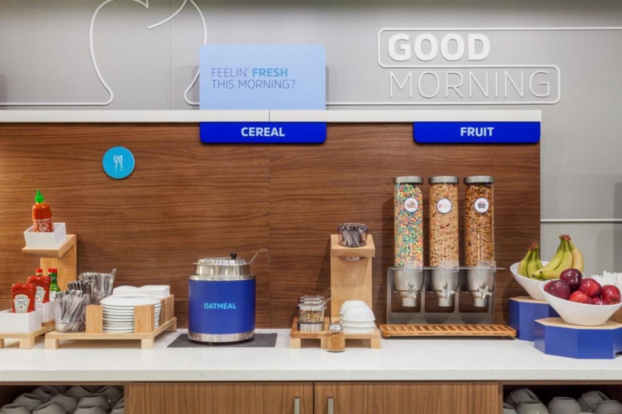 Holiday Inn Express & Suites - Burley By Ihg Экстерьер фото