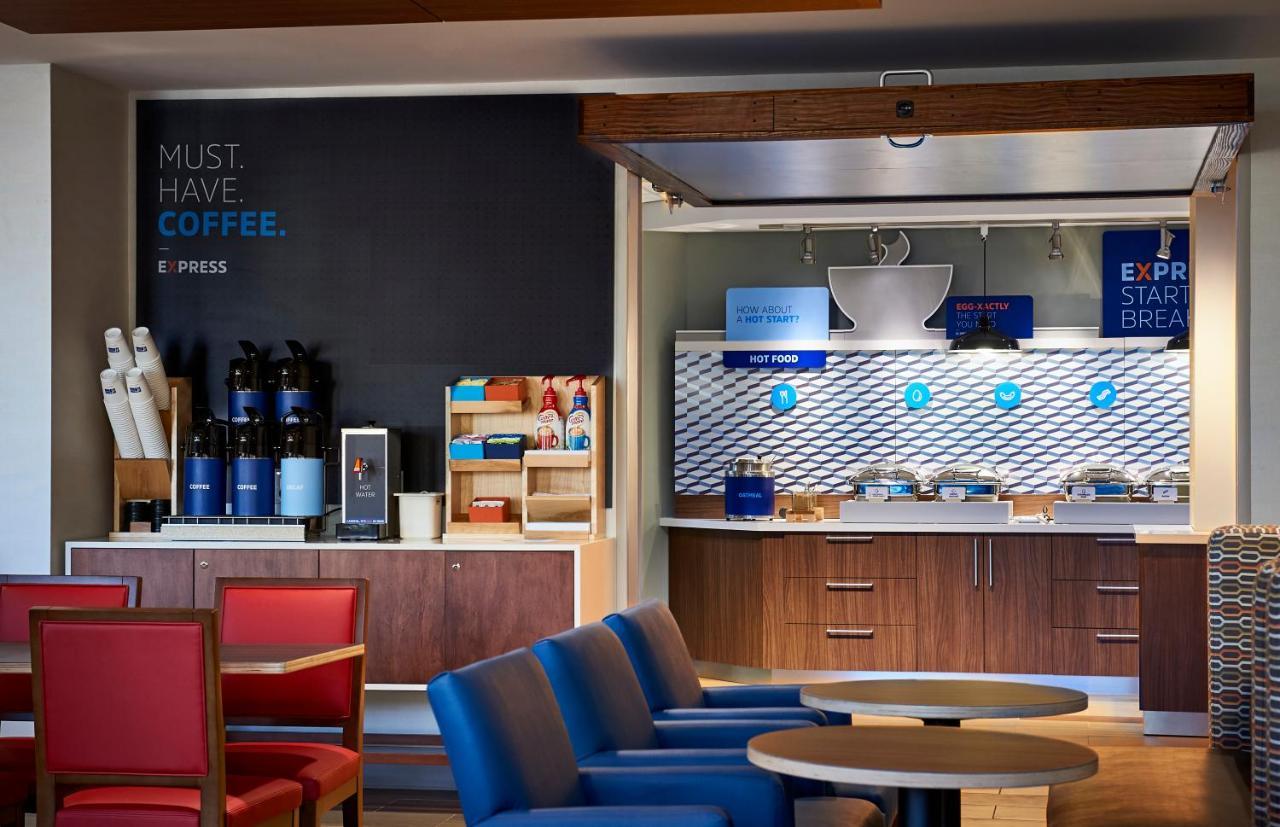 Holiday Inn Express & Suites - Burley By Ihg Экстерьер фото